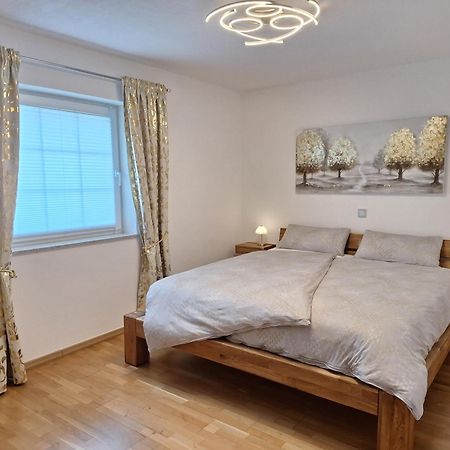 Modern & Gemuetlich Xl Apartment Linden  Bagian luar foto