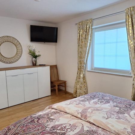 Modern & Gemuetlich Xl Apartment Linden  Bagian luar foto